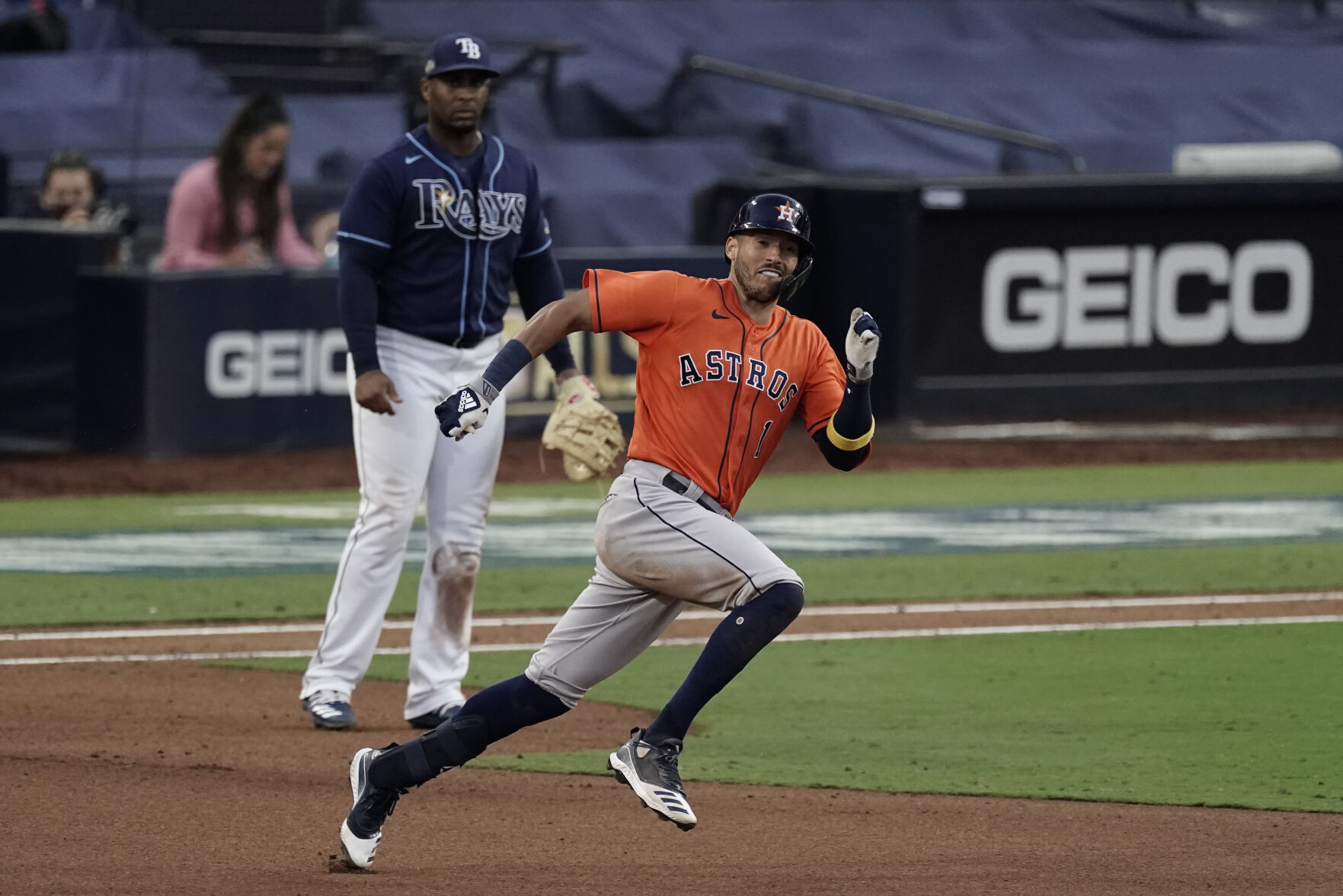 Springer, Astros beat Rays 7-4 to force Game 7 in ALCS